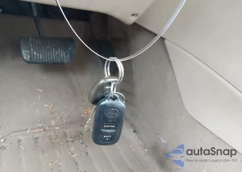 1999 Toyota Camry Solara Sle z USA, uszkodzony, nr VIN 2T1CF28P0XC118168